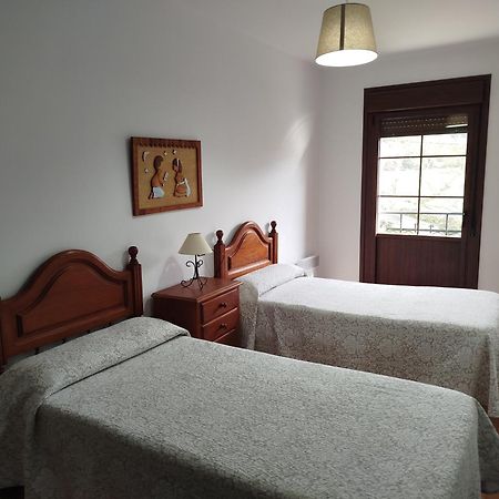 Apartamentos Rurales Inguanzo Villanueva de Pria Εξωτερικό φωτογραφία
