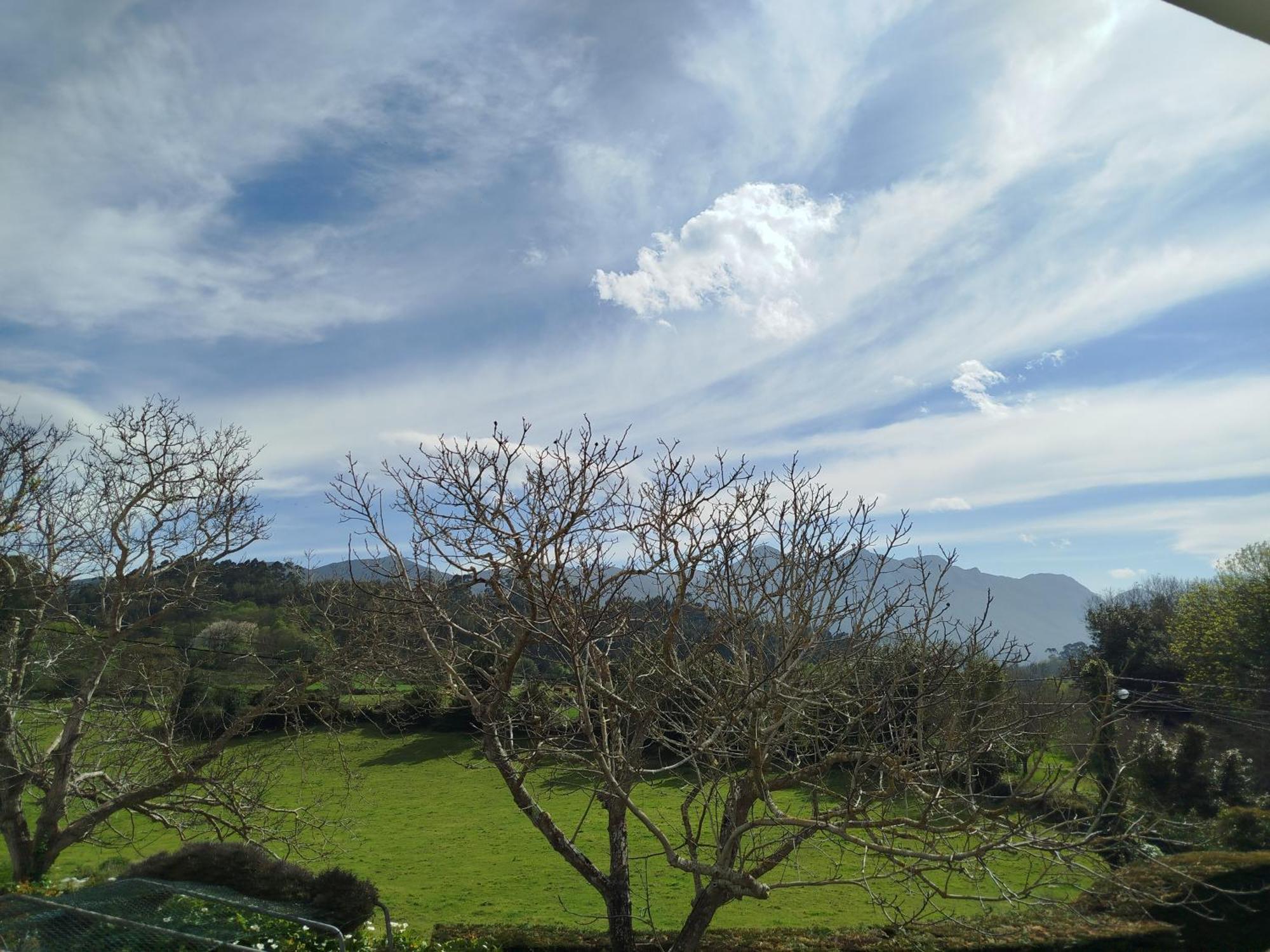 Apartamentos Rurales Inguanzo Villanueva de Pria Εξωτερικό φωτογραφία